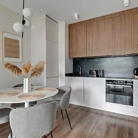 Scala 60c Center By Lion Apartment *